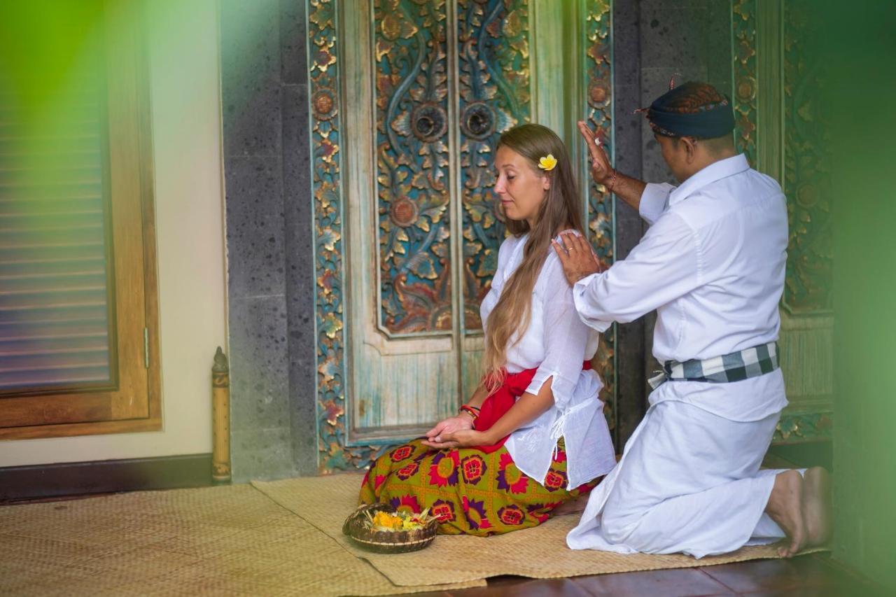 فندق أديوانا سفارجا لوكا أوبود المظهر الخارجي الصورة